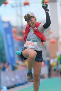 BIB: 5053
                            <button type="button" onclick="openModal(21764381)" class="btn btn-primary btn-sm float-right btn-popup" data-toggle="modal" data-target=".modal-high-quality">
                        <i class="fas fa-shopping-cart"></i> Add to Cart
                    </button>
                                            <button type="button" onclick="isThisMe(21764381, true)" class="btn btn-success btn-sm float-right btn-popup btn-isme hidden" data-toggle="tooltip" data-placement="bottom" title="นี่คือรูปของคุณใช่ไหม คลิกที่นี่เพื่อเอาเข้าอัลบั้ม">
                        <i class="fas fa-plus"></i> Add to album
                    </button>
                    <button type="button" onclick="isThisMe(21764381, false)" class="btn btn-warning btn-sm float-right btn-popup btn-isnotme hidden">
                        <i class="fas fa-ban"></i> Remove from album
                    </button>